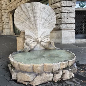 Fontana delle Api